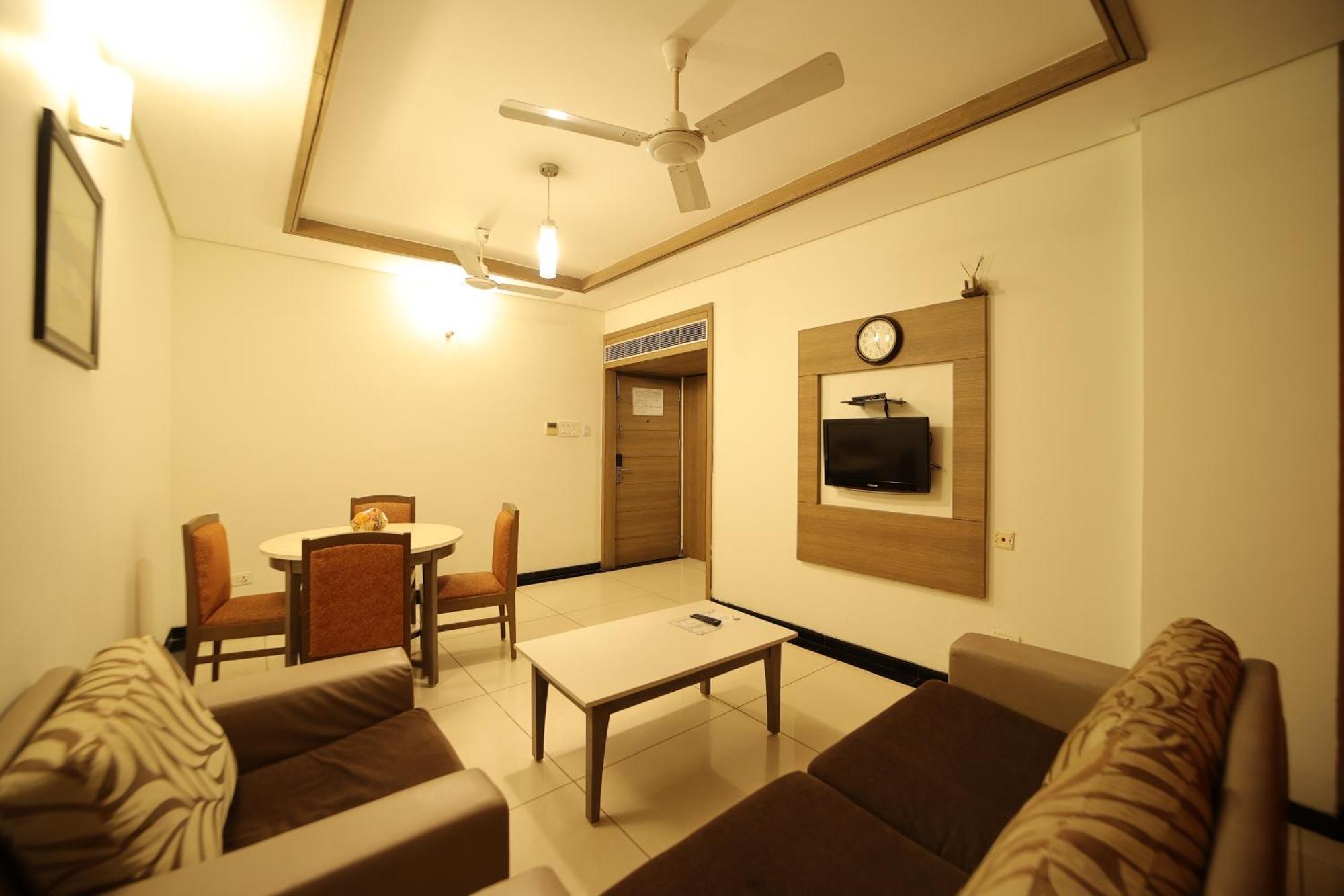 Clinton Park Inn Velankanni Luaran gambar